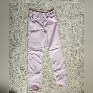 Girls pink pants.
